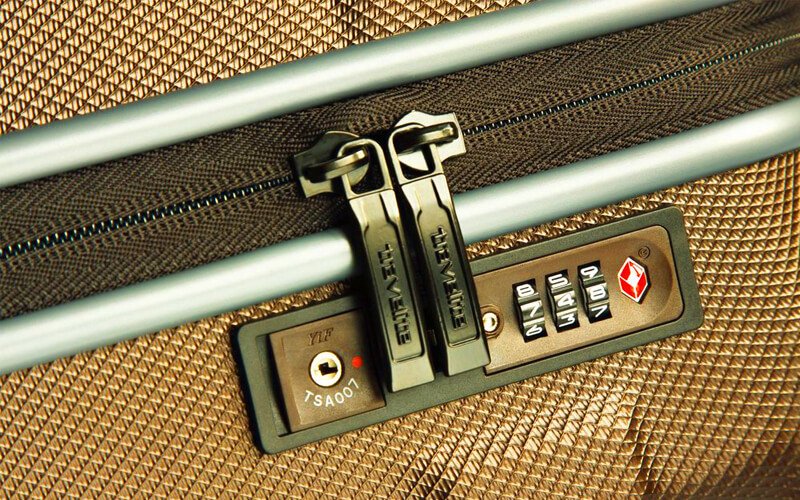 reset safari suitcase lock