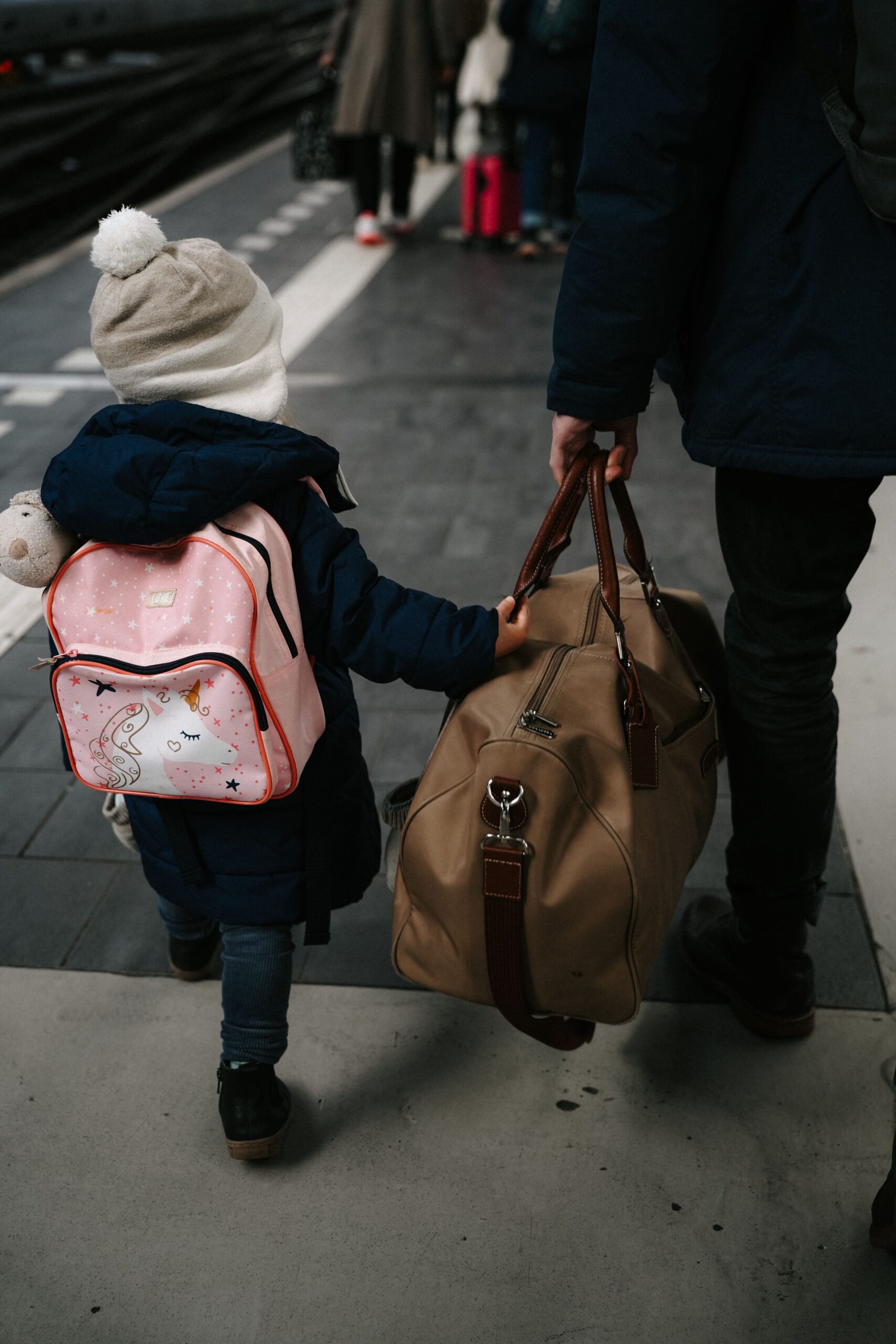 Best Luggage for Holiday Travel with Kids